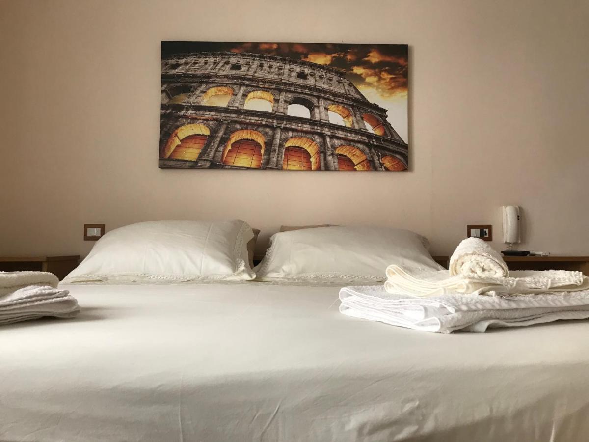 La Torre Apartment Velletri Luaran gambar