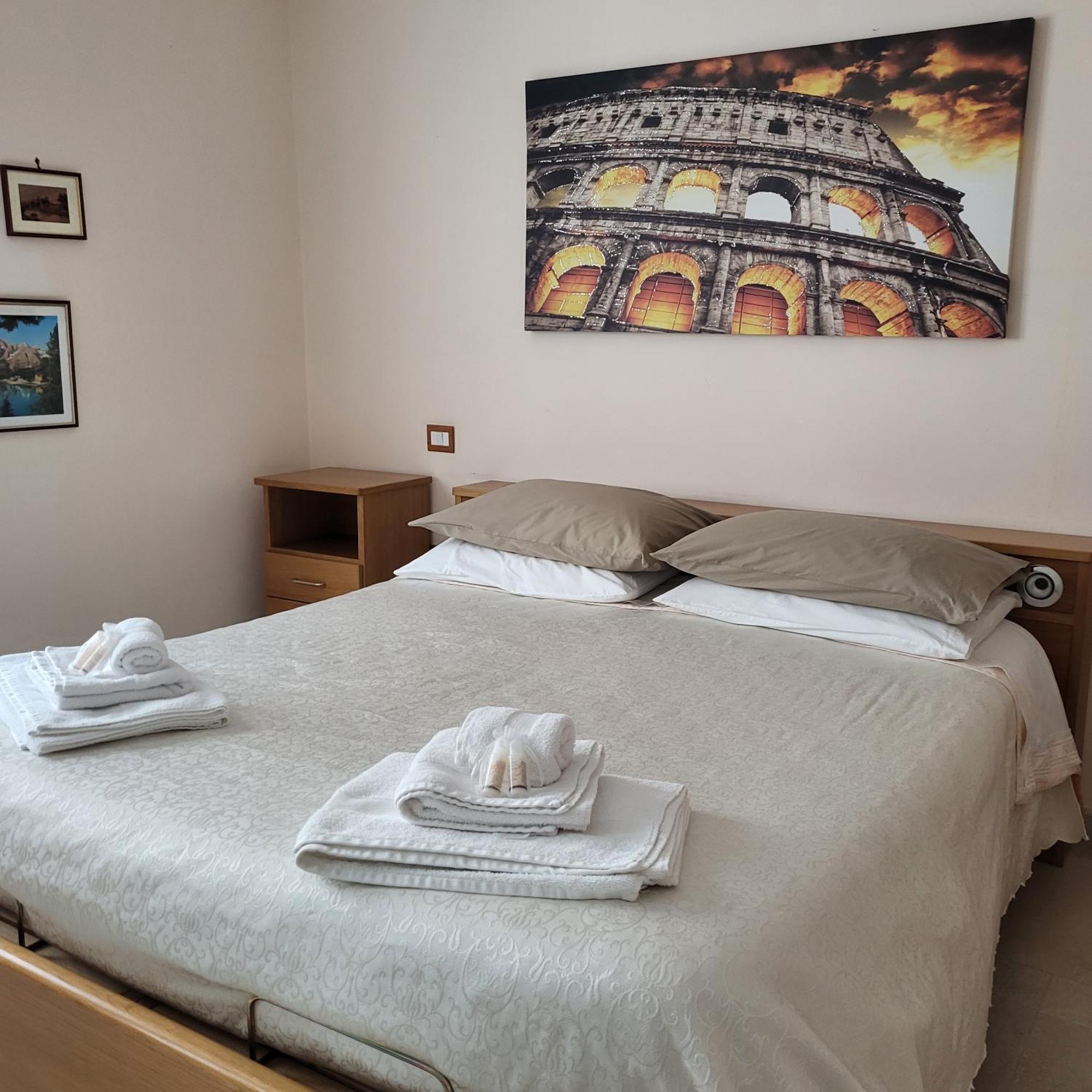 La Torre Apartment Velletri Luaran gambar